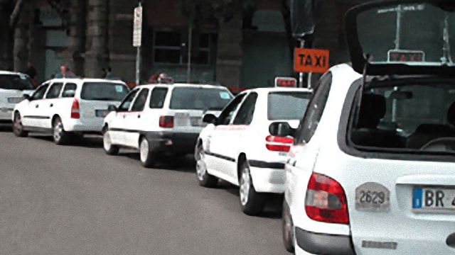 Taxi in Rome: useful numbers