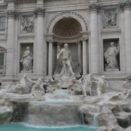 Fontana di Trevi a Roma